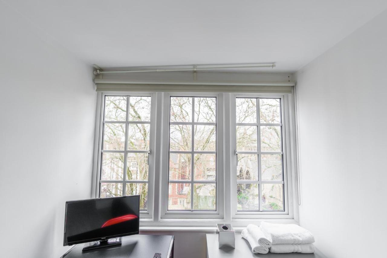 Top Floor Apartment High Street Kensington London Eksteriør bilde